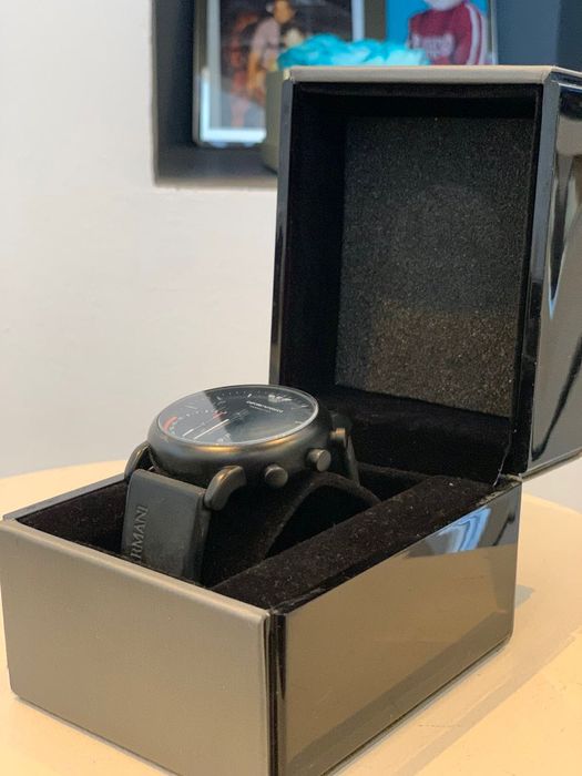 EMPORIO ARMANI Hybrid часовиник