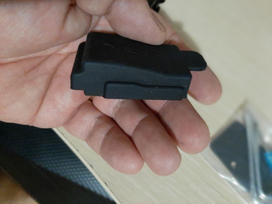 Red dot pliabil de mici dimensiuni