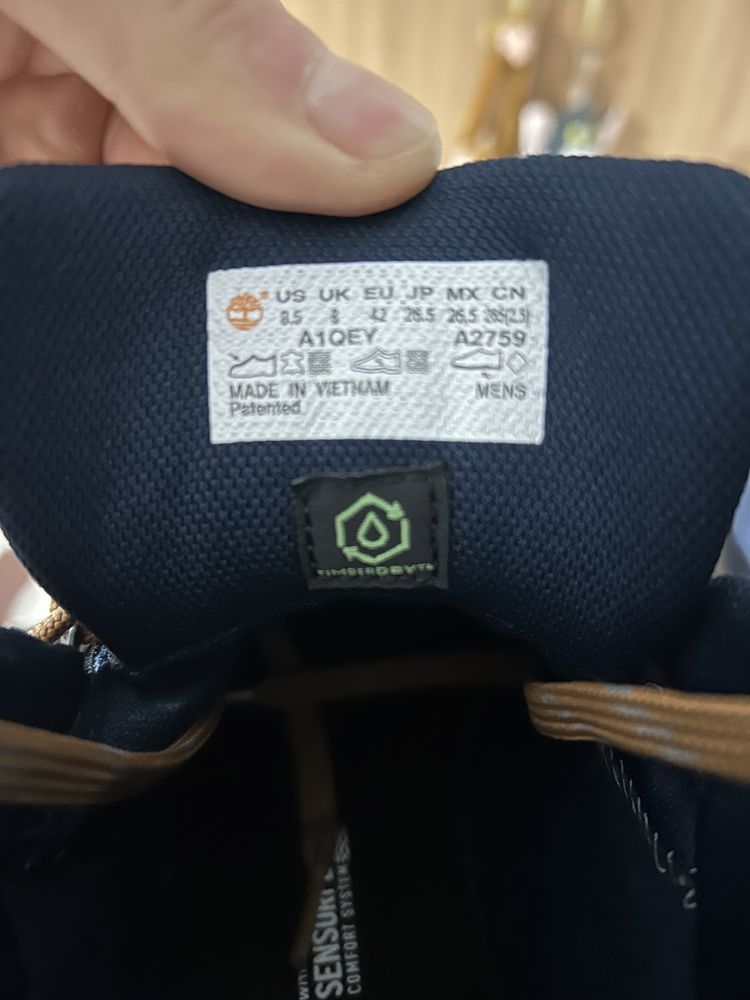 Vand ghete Timberland marinea 42 26.5 cm Slobozia OLX.ro