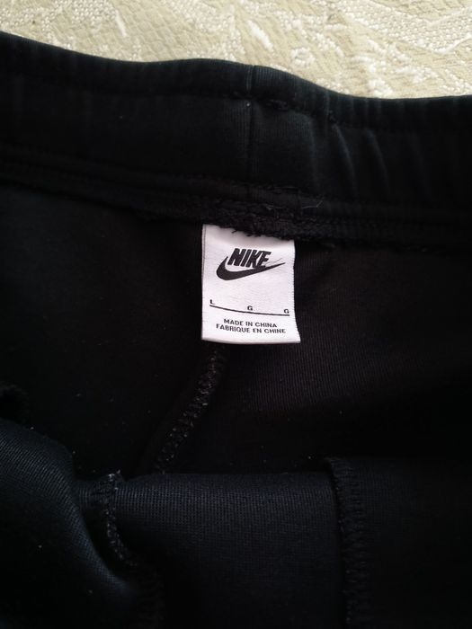 Nike tech shorts black