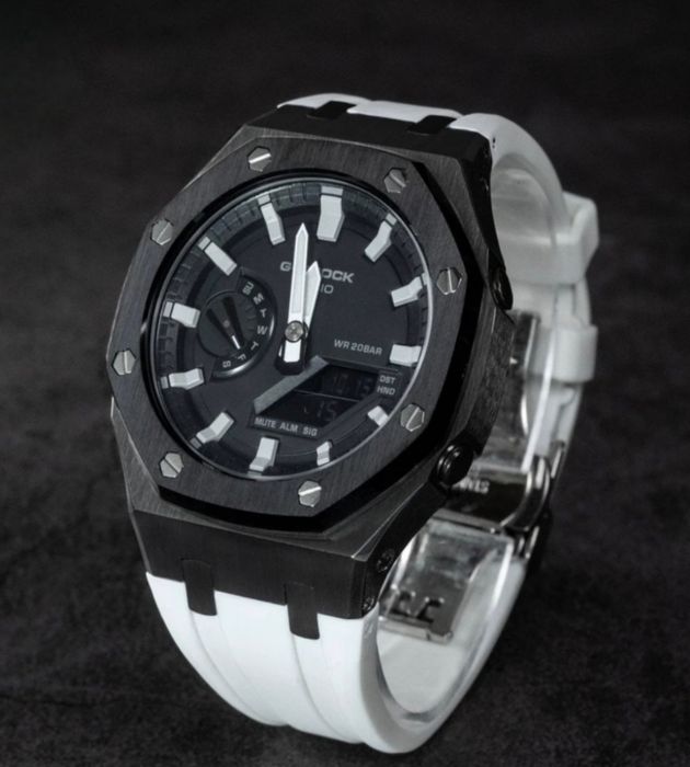 Ceas Casio G-Shock din seria GA-2100