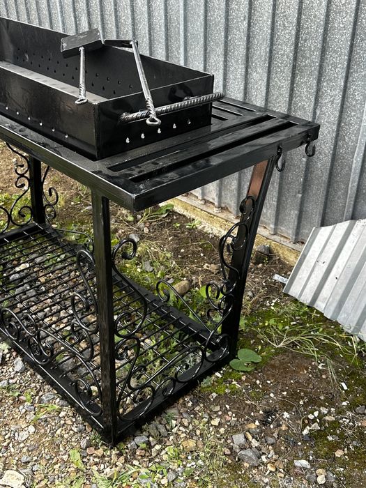 Мангал барбекю гриль в стиле лофт