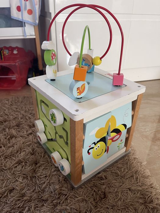 Детски дървен куб