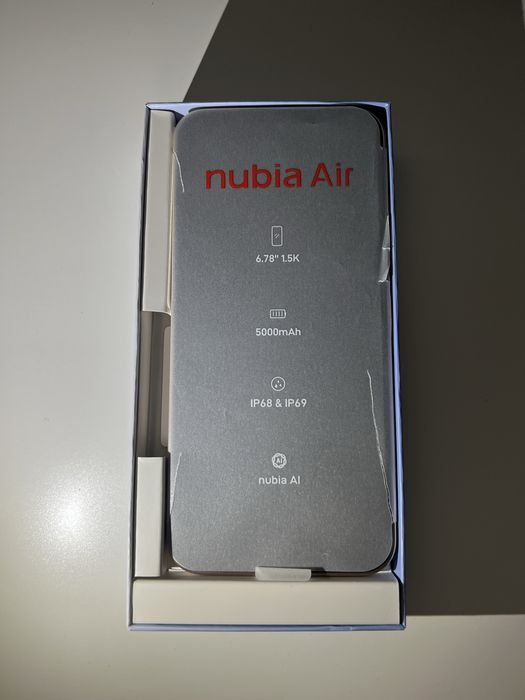 nubia Air (Z2468N)