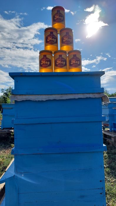 Пчелен мед букет