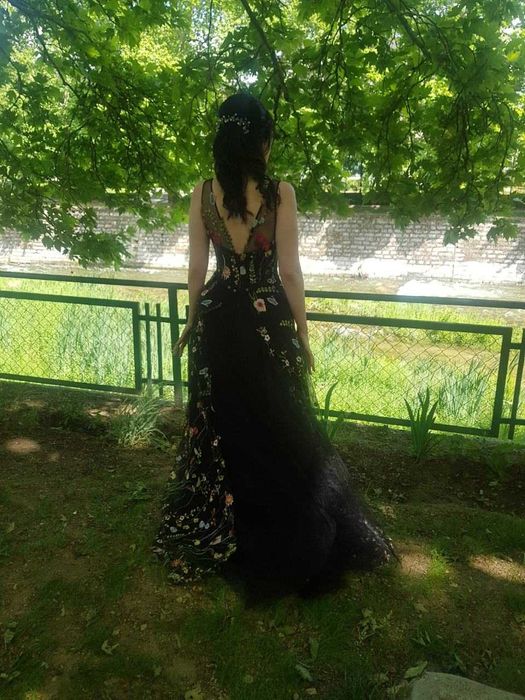 Бална рокля.                            .