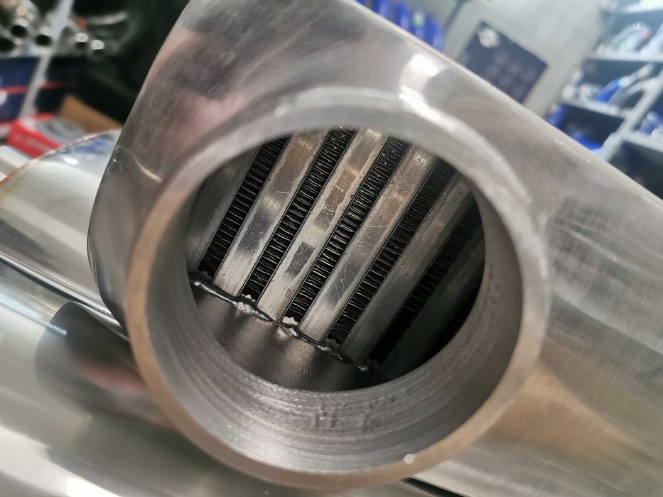 280x300x76 TurboWorks интеркулер челен