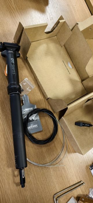 Хидравличнo колче/дропър DT Swiss D 232 ONE Carbon Dropper Seatpost - 60mm Travel - 30.9mm