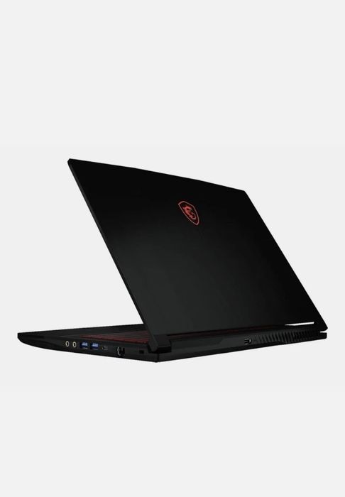 Vând Laptop Gaming MSI MS-16R5 – RTX 3050 / 32GB RAM / 3TB Stocare (Stare Excelentă)