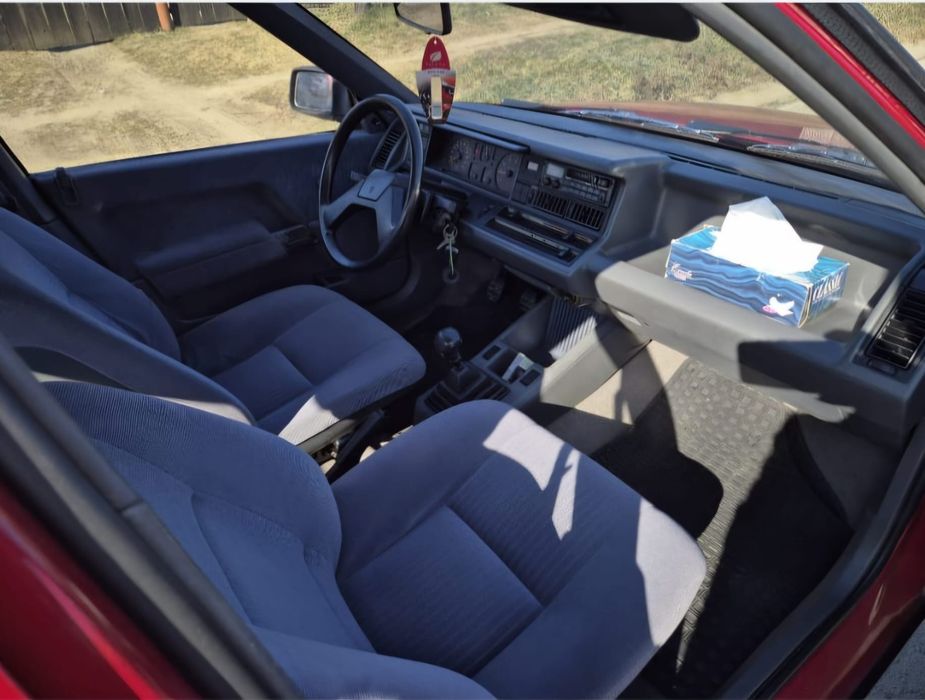 Renault 21 GTS ph 1 fabricatie 1986 restaurat integral vehicul istori