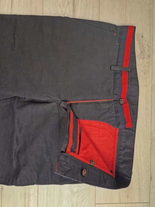 Vand pantaloni Carolina Herrera originali