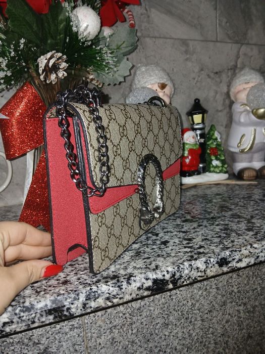 Gentuțe dama diferite modele