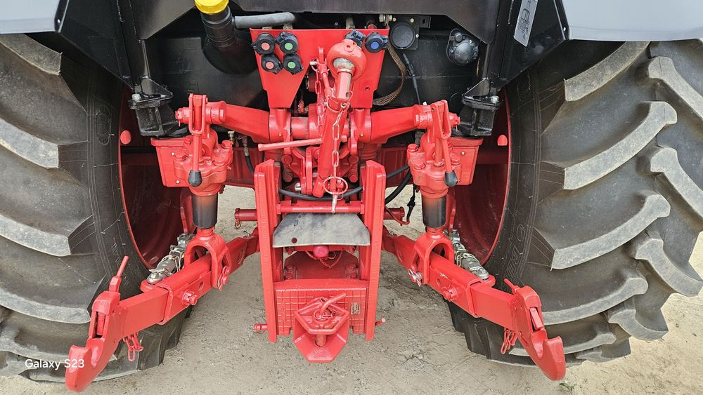 Трактор мтз 82.3