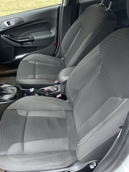 Vand Ford Fiesta 1.0