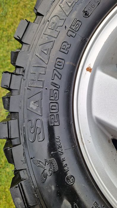 Jante cu anvelope off road