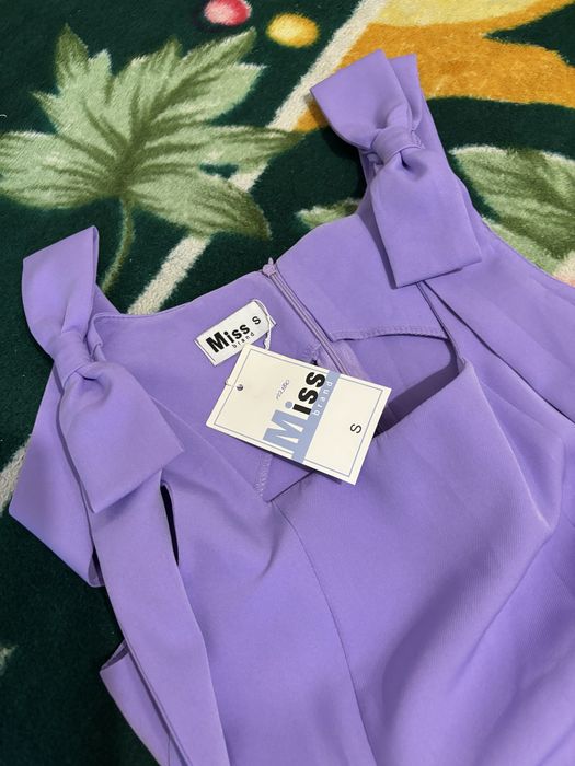 Продам новое платье