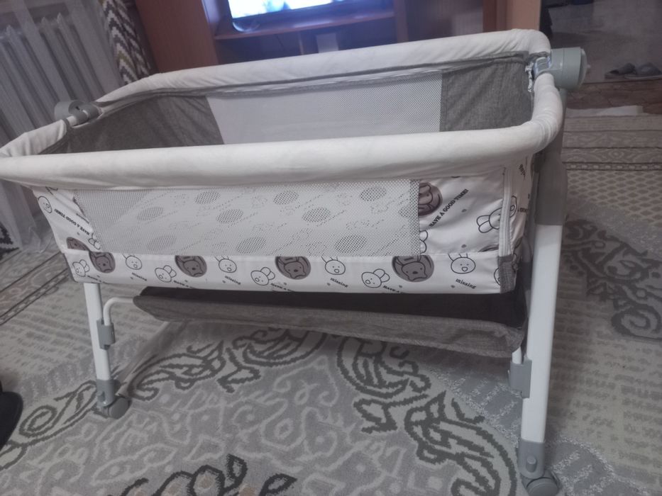 Продам детскую краватку