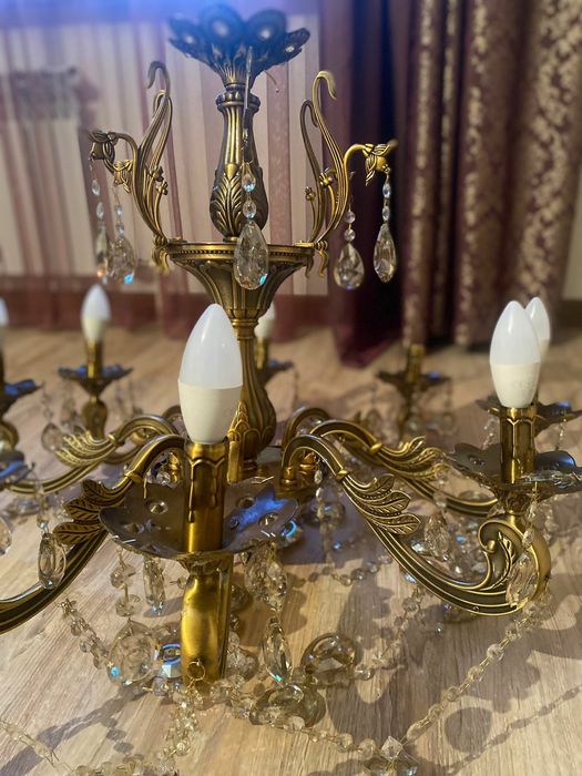 Продам люстру хорошом состояние