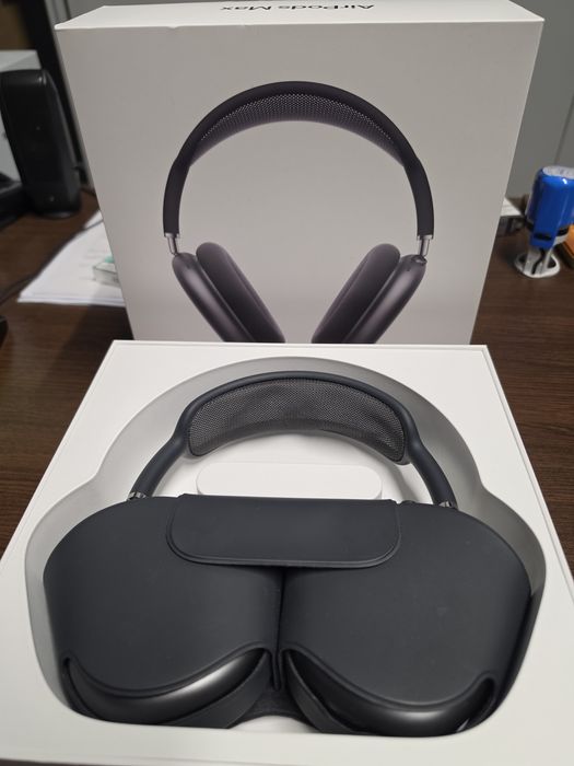 Apple AirPods Max Space Gray – отлични, пълен комплект