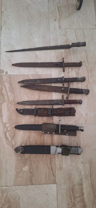 Antichități şi,baionete originale ,cuțitee de toate tipurile brigege