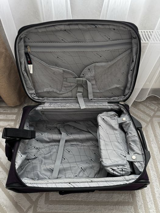 Продам маленький чемодан!