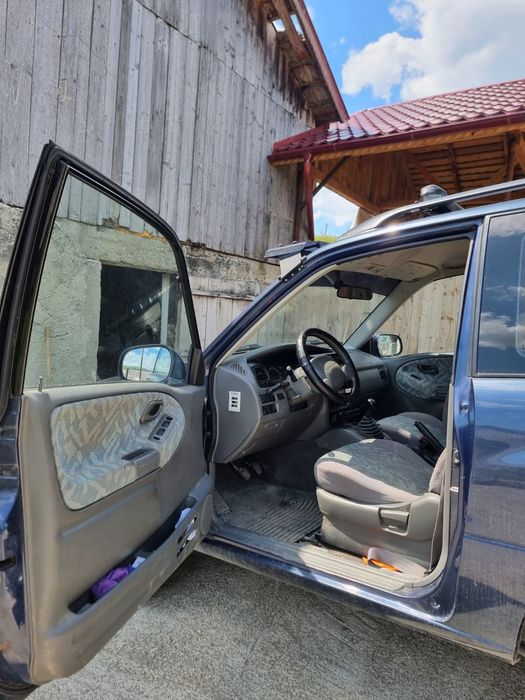 Vând suzuki grand vitara