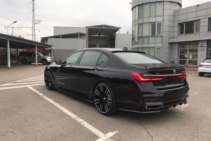 Prelungire lip fusta Buza bara fata   BMW G11 G12 seria 7 2019 Difuzor