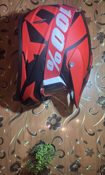 Каска FOX с очила 100%