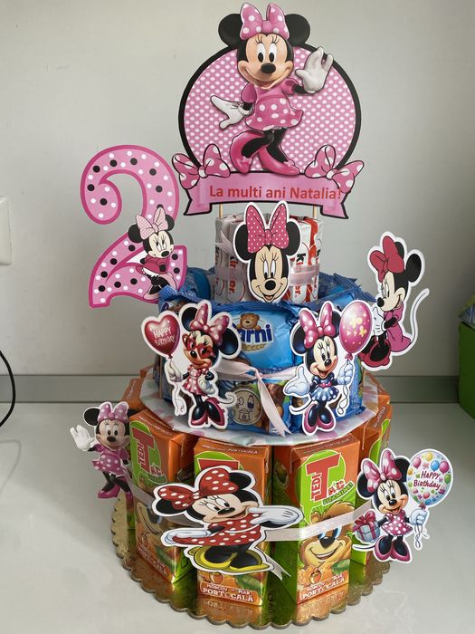 Tort din dulciuri  ambalate