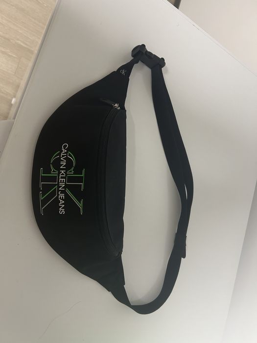 Сумка calvin klein jeans в отличном состоянии