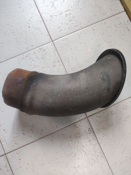 Крайна изпускателна тръба за камион