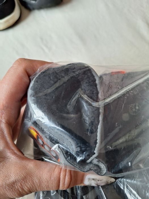 Нови топли кецове размер 29