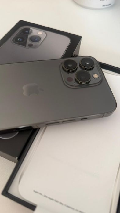 Iphone 13 pro продам в очень хорошем состоянии.