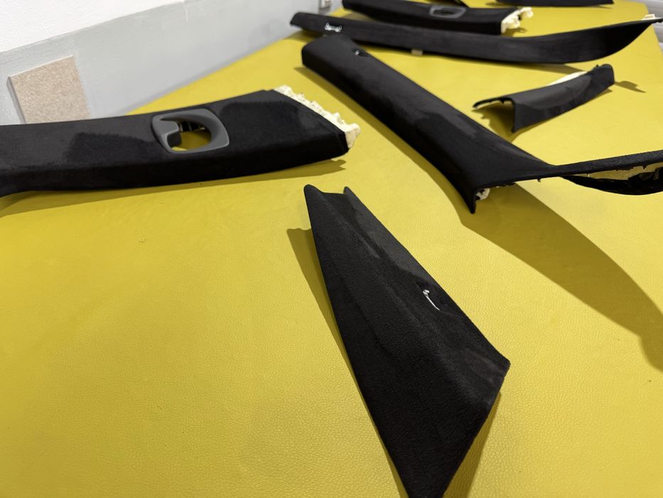 Таван, колонки и прилежащи пластмаси в алкантара е61