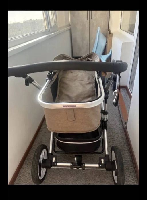 Продам детскую коляску