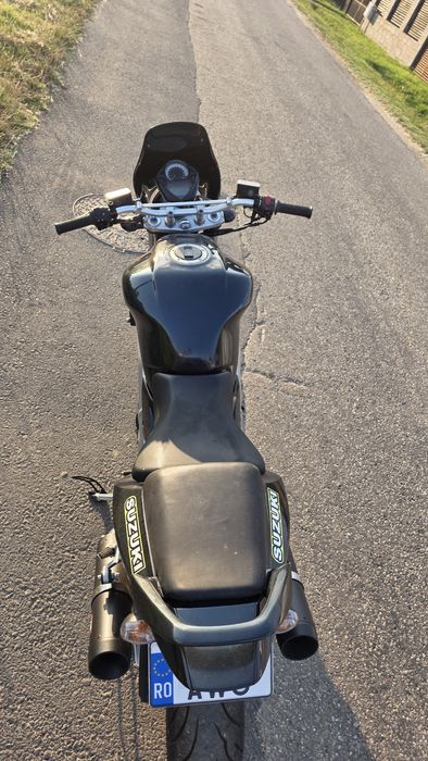 Vând Suzuki SV1000, an fabricație 2004, 30.000 km.