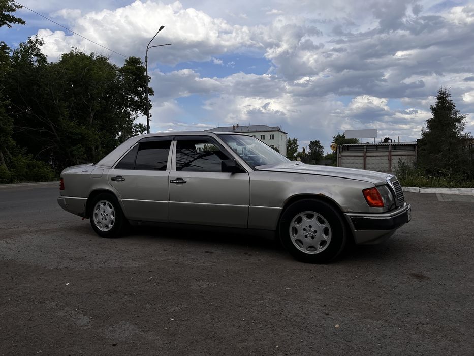 Продам мерседес w124