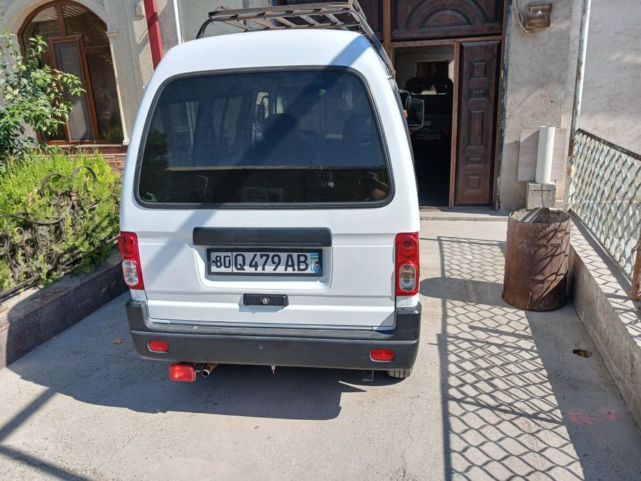 Дамас  белый  2024
