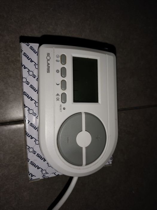 Termostat Solaris cu fir