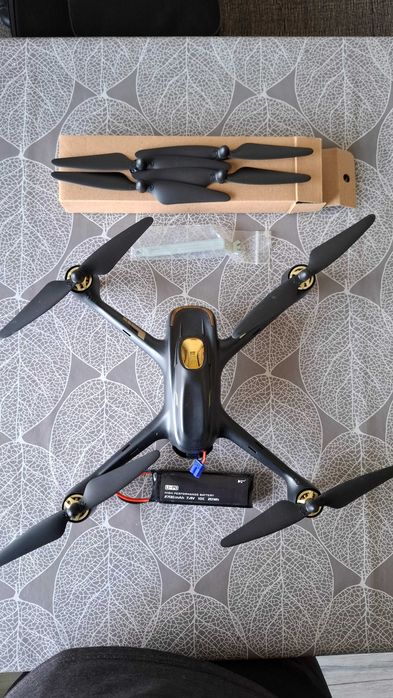 Drona Hubsan h501s