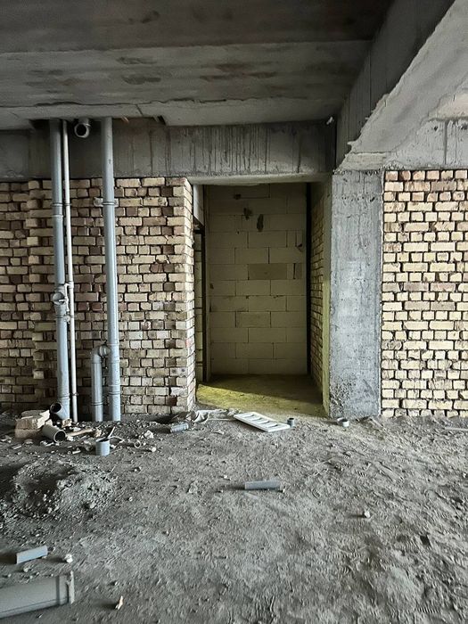 Sotiladi olmos rezidensda 57 m² Yashnobod rayon