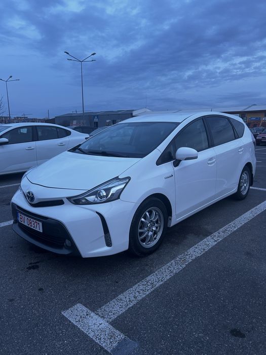 Toyota prius plus 2017