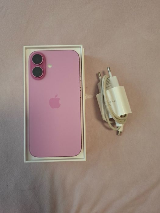 iPhone 16 - Pink