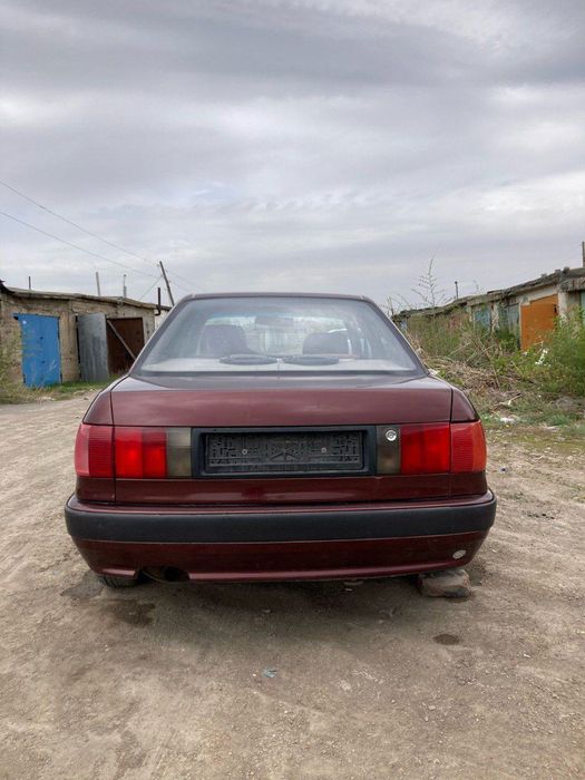 Продам Ауди б4 торг варианты