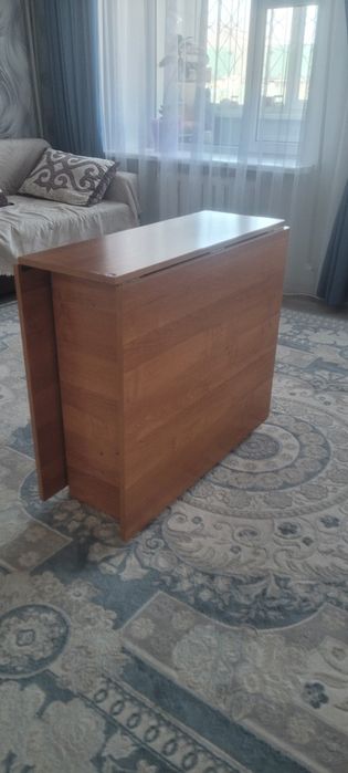 Продам стол складной