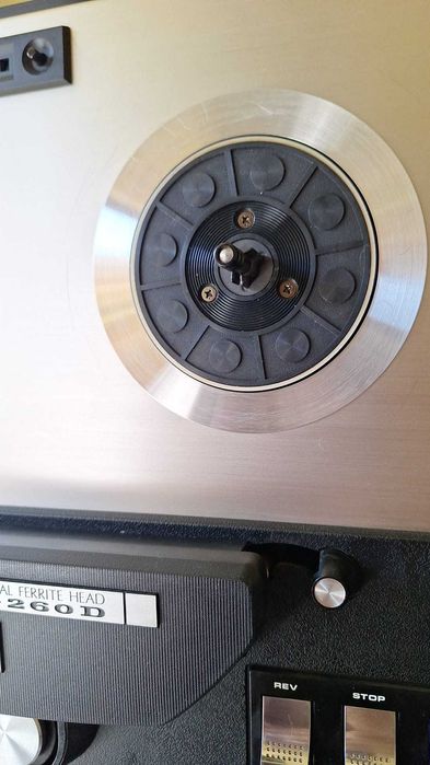 Magnetofon Akai GX-260D