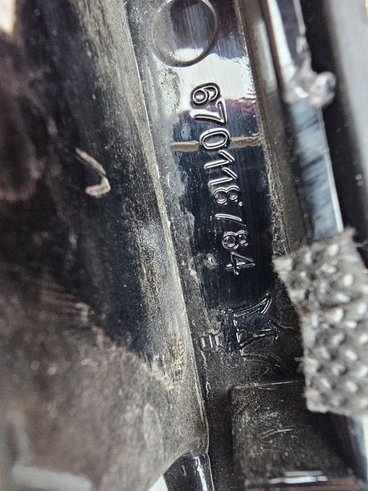 Grila radiator radar Maserati Levante GTS Facelift 2021 cod 670118784