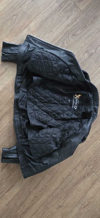 Geaca din piele naturala, calitate superioara (OFERTA)