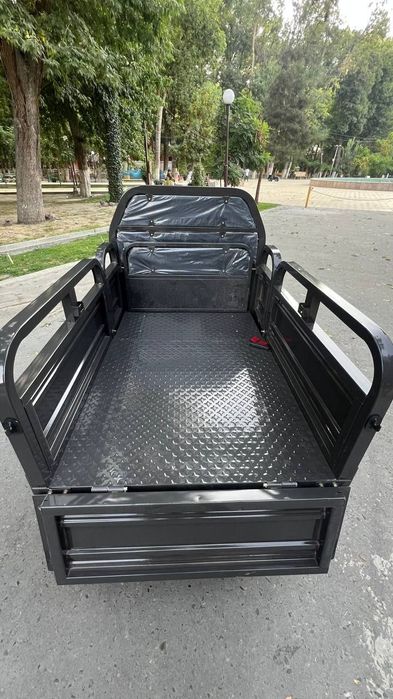 Uch Oyoqli skuter 300kg