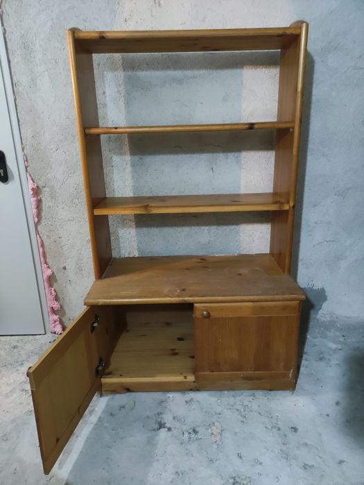 Дърена етажерка с шкафчета 154/90/50 см